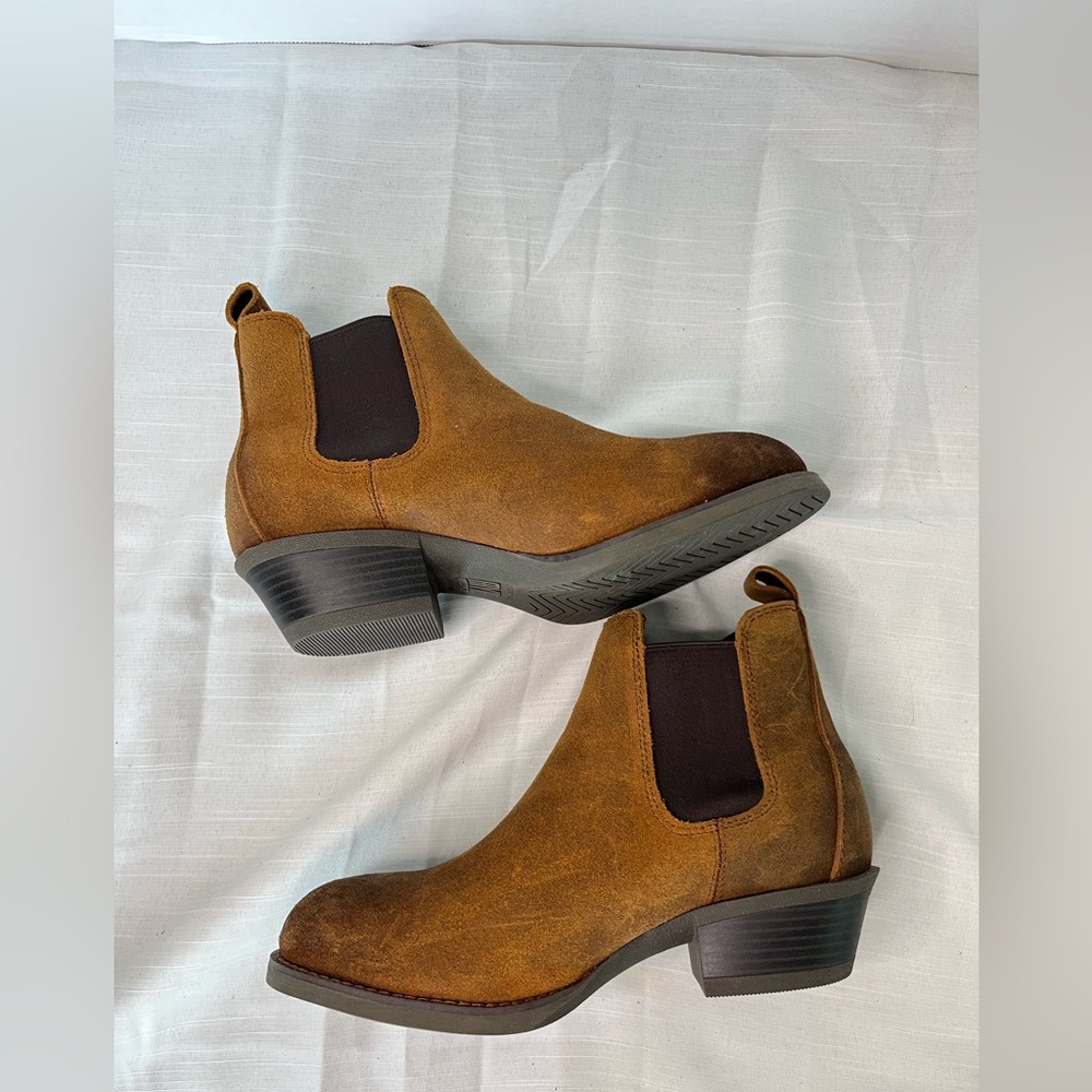 Frye Brown Chelsea Boots Size 7.5 M